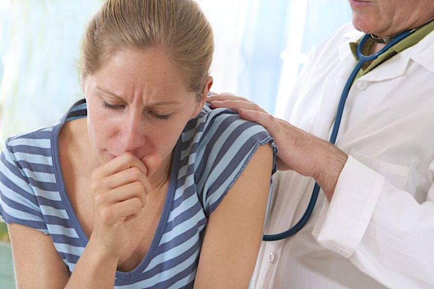 A tosse do médico durante o fumo